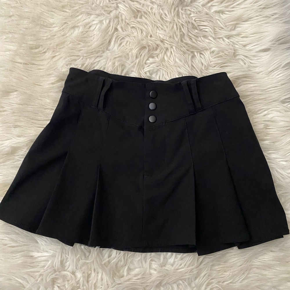 H&M Black Skirt with Button Accents NWT